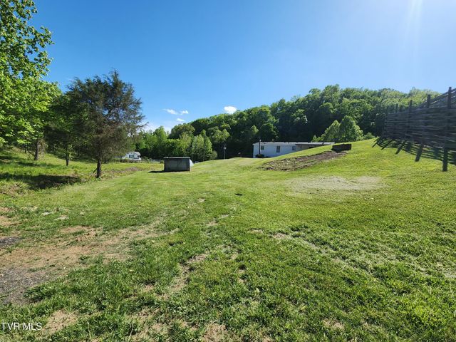 1993 Feathers Chapel Road, Blountville, TN 37617