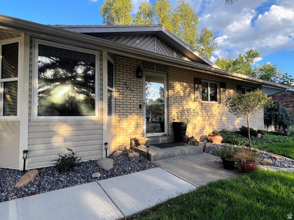 9231 S 1520 RES, Sandy, UT 84092 — photo 2