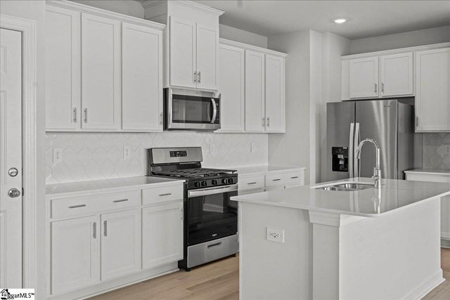 105 Bechler Drive, Gray Court, SC 29645