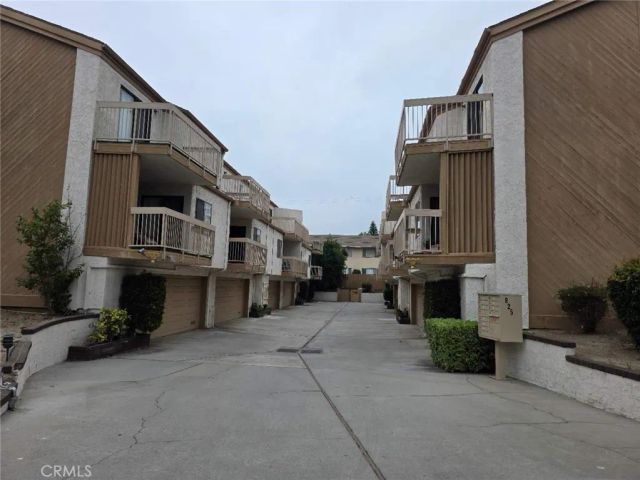 825 S Golden West Avenue 8, Arcadia, CA 91007