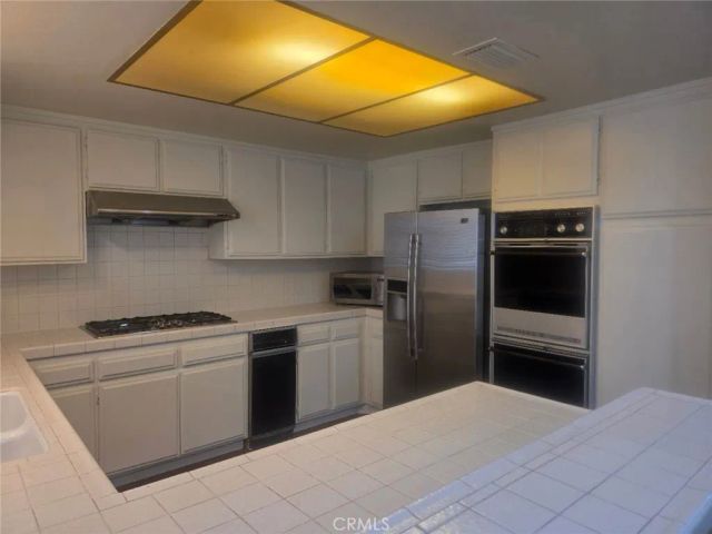 825 S Golden West Avenue 8, Arcadia, CA 91007