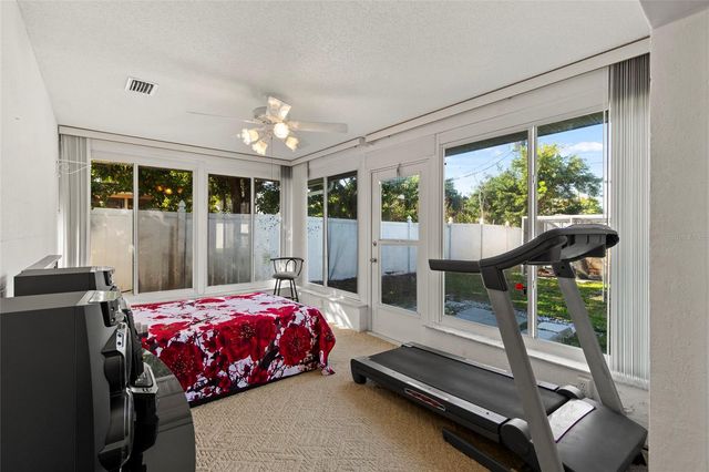 2804 W 27TH AVE DR, Bradenton, FL 34205