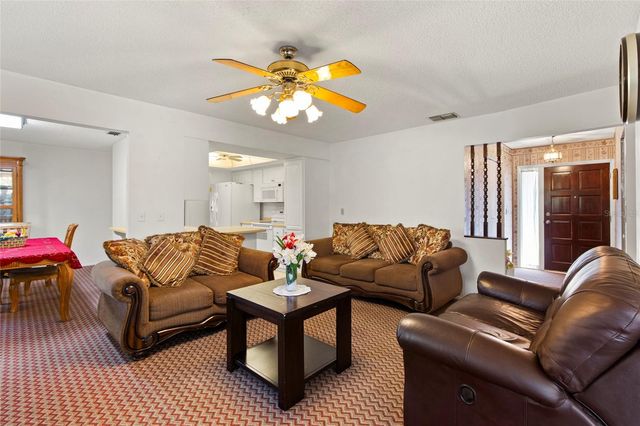 2804 W 27TH AVE DR, Bradenton, FL 34205