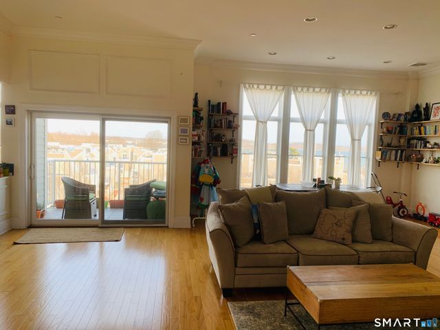 200 Harbour Close 514, New Haven, CT 06519