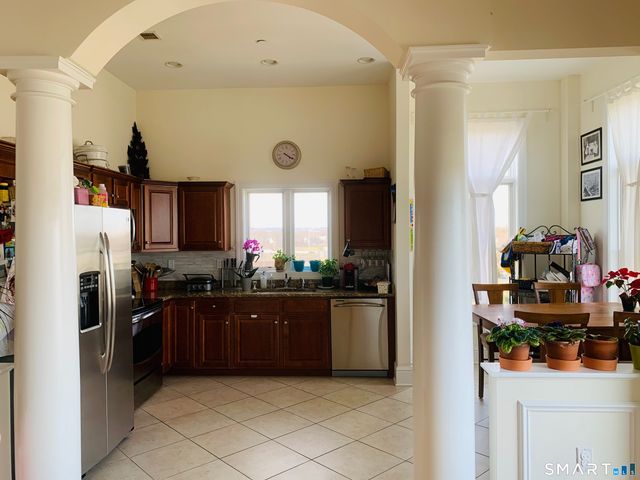200 Harbour Close 514, New Haven, CT 06519