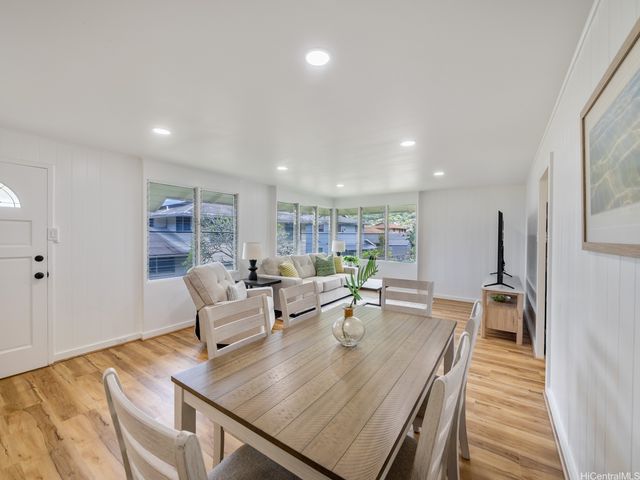 2930 Kolomona Place A, Honolulu, HI 96822