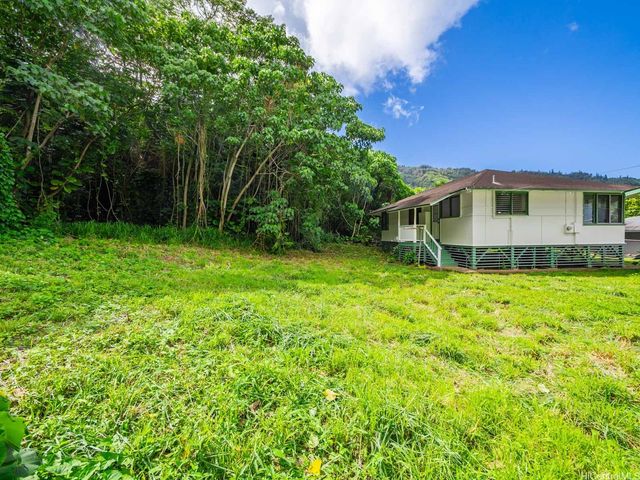 2930 Kolomona Place A, Honolulu, HI 96822