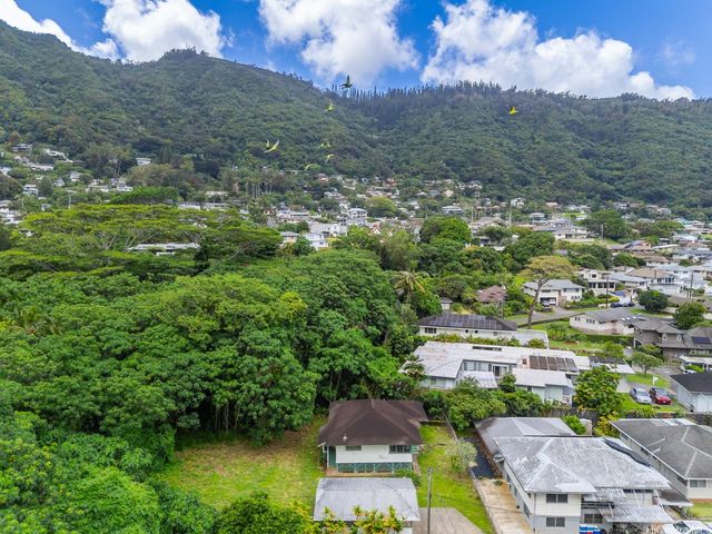 2930 Kolomona Place A, Honolulu, HI 96822