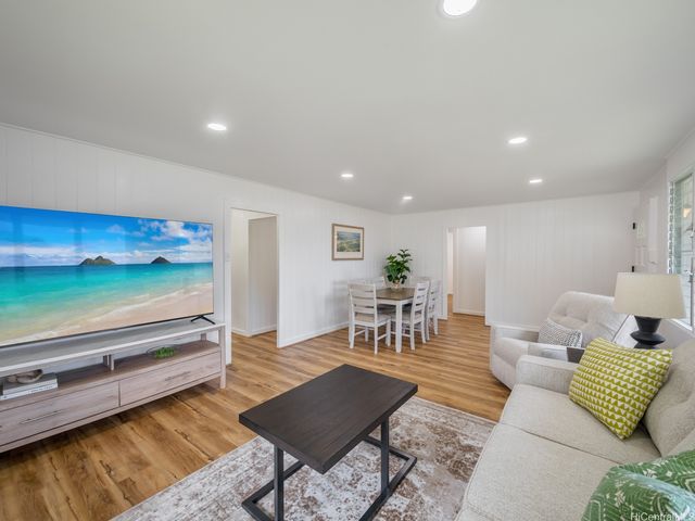 2930 Kolomona Place A, Honolulu, HI 96822