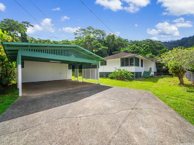 2930 Kolomona Place A, Honolulu, HI 96822