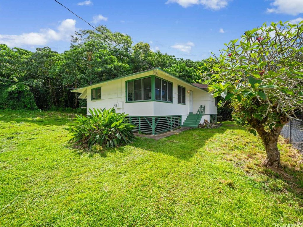 2930 Kolomona Place A, Honolulu, HI 96822