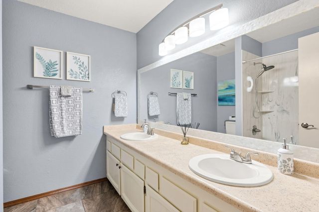 7544 Prairie Road NE, Albuquerque, NM 87109