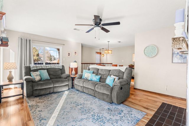 7544 Prairie Road NE, Albuquerque, NM 87109