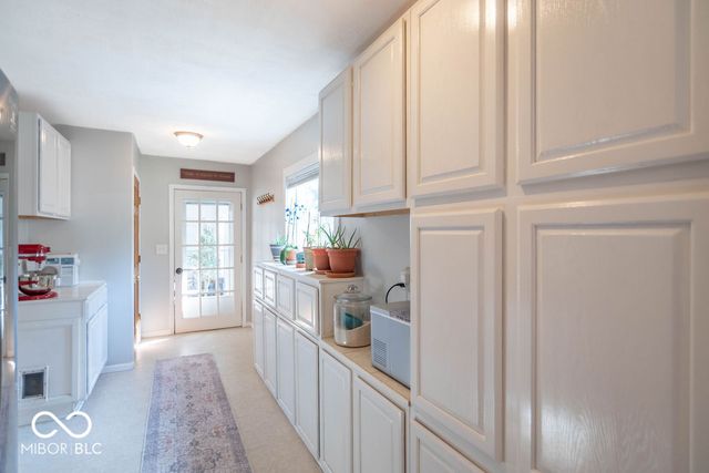 71 W County Road 500 S, Clayton, IN 46118
