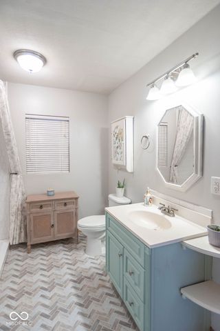 71 W County Road 500 S, Clayton, IN 46118