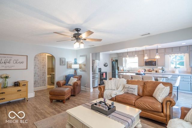 71 W County Road 500 S, Clayton, IN 46118