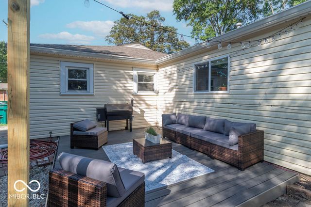 71 W County Road 500 S, Clayton, IN 46118