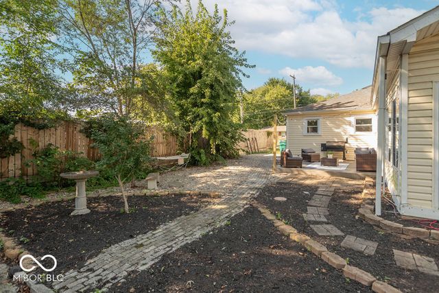 71 W County Road 500 S, Clayton, IN 46118
