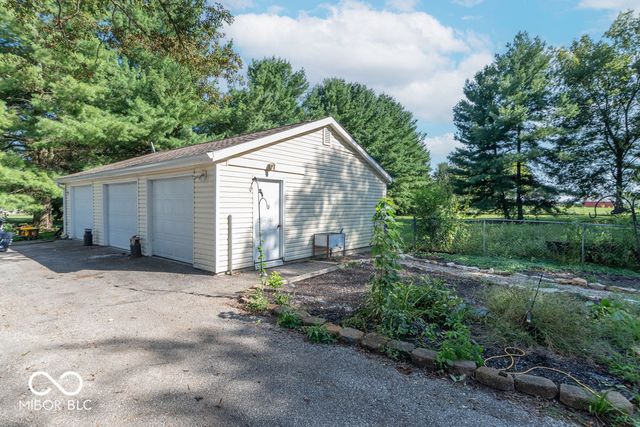 71 W County Road 500 S, Clayton, IN 46118