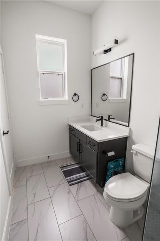 3032 Lamar St, Houston, TX 77003