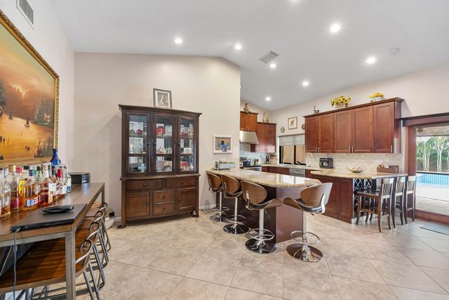 10662 NW 7th Place, Coral Springs, FL 33071