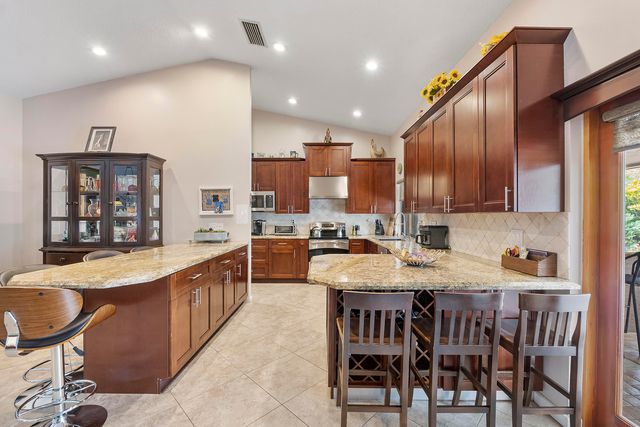 10662 NW 7th Place, Coral Springs, FL 33071