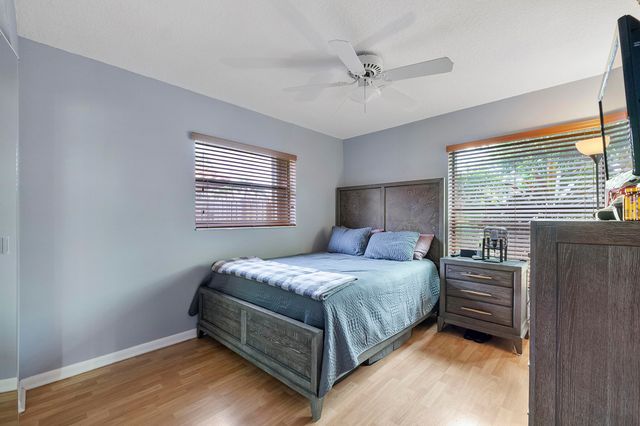 10662 NW 7th Place, Coral Springs, FL 33071