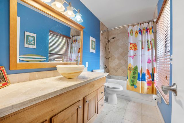 10662 NW 7th Place, Coral Springs, FL 33071