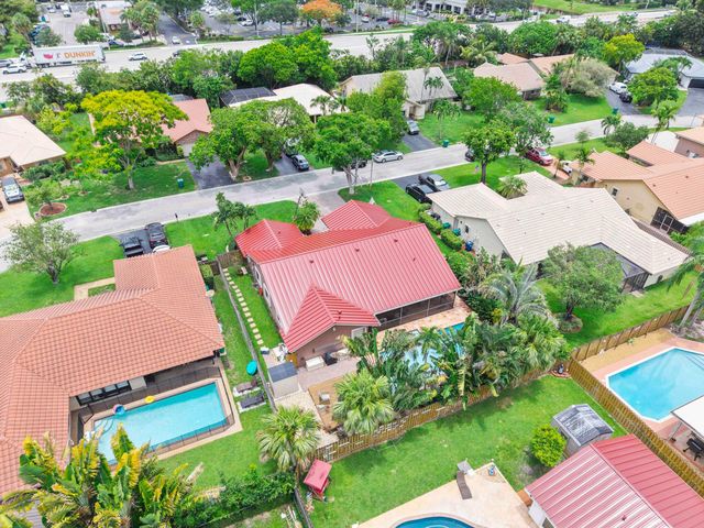 10662 NW 7th Place, Coral Springs, FL 33071