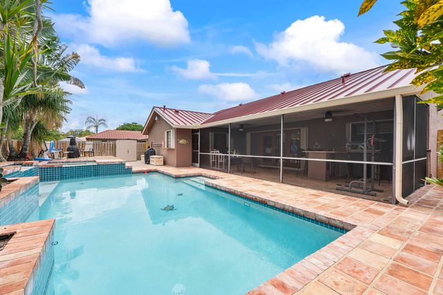 10662 NW 7th Place, Coral Springs, FL 33071