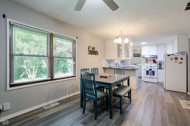 200 S Vine Street, Thorntown, IN 46071