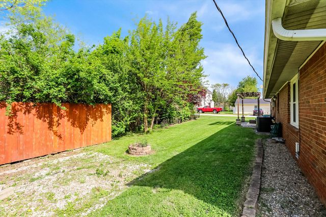 200 S Vine Street, Thorntown, IN 46071