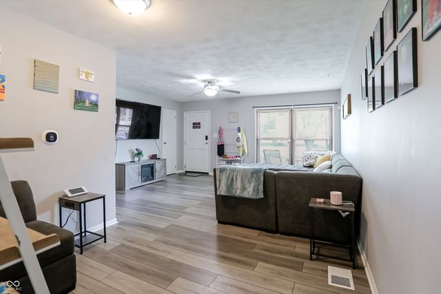 200 S Vine Street, Thorntown, IN 46071