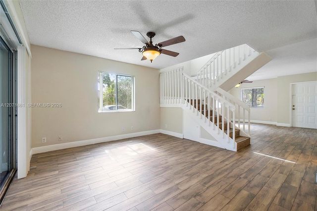 937 NW 104th Way, Coral Springs, FL 33071