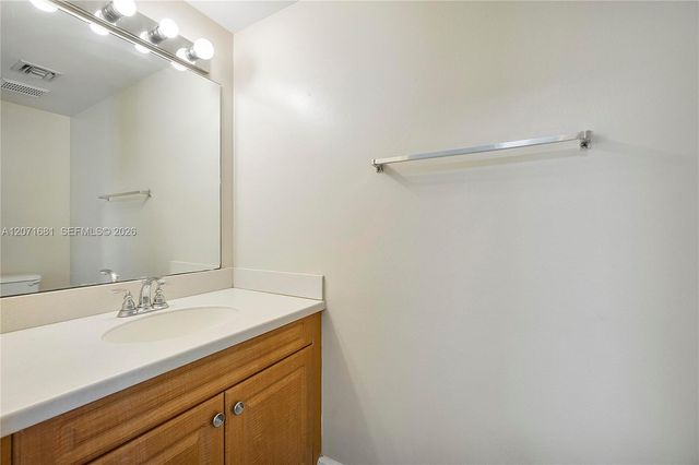 937 NW 104th Way, Coral Springs, FL 33071