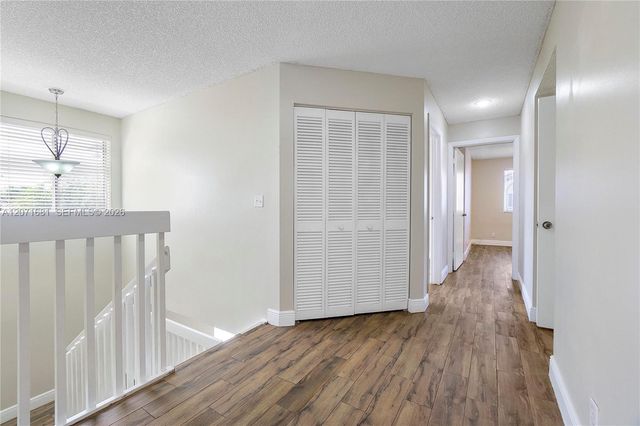 937 NW 104th Way, Coral Springs, FL 33071