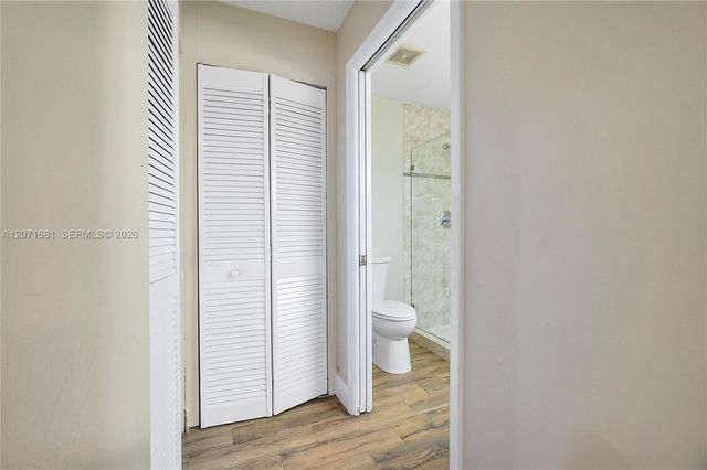 937 NW 104th Way, Coral Springs, FL 33071