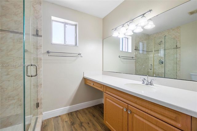 937 NW 104th Way, Coral Springs, FL 33071