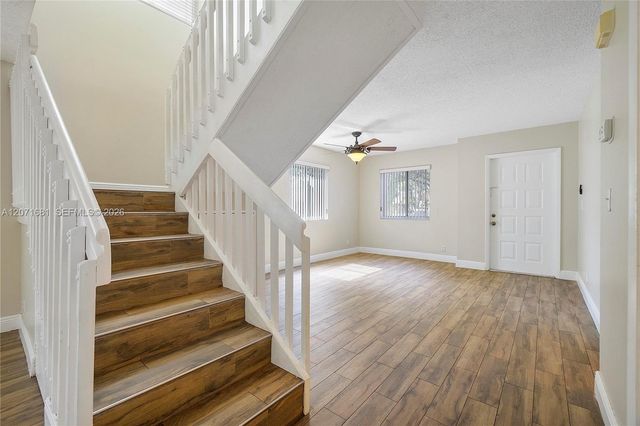 937 NW 104th Way, Coral Springs, FL 33071