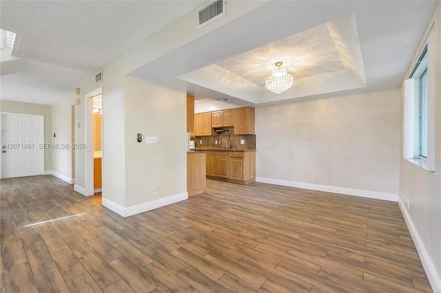 937 NW 104th Way, Coral Springs, FL 33071