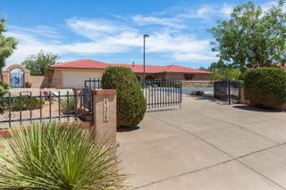 636 Grant Boulevard SW, Los Lunas, NM 87031