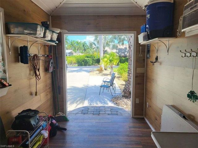 5250 Cypress Trail Resort CIR, Fort Myers, FL 33905