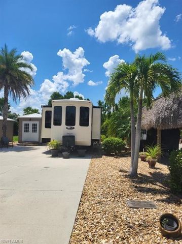 5250 Cypress Trail Resort CIR, Fort Myers, FL 33905