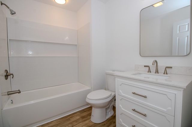 5895 W 500 S, North Judson, IN 46366