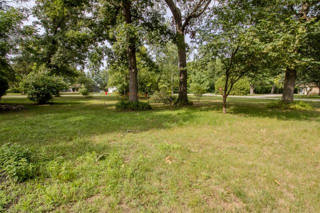 5895 W 500 S, North Judson, IN 46366