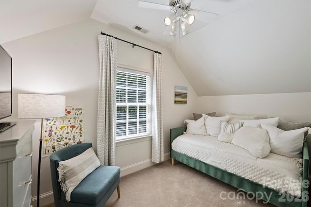 2115 Foxcroft Woods Lane, Charlotte, NC 28211