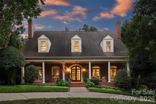 2115 Foxcroft Woods Lane, Charlotte, NC 28211