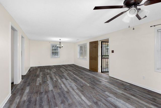 2554 MAPLE DR, Atoka, TN 38004