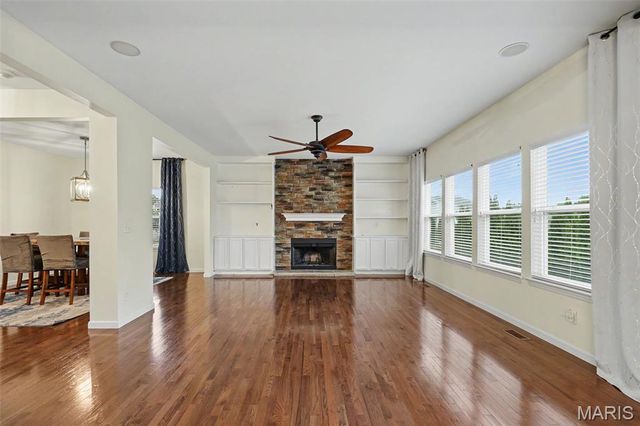 152 Carlton Point Drive, Wentzville, MO 63385