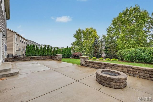 152 Carlton Point Drive, Wentzville, MO 63385